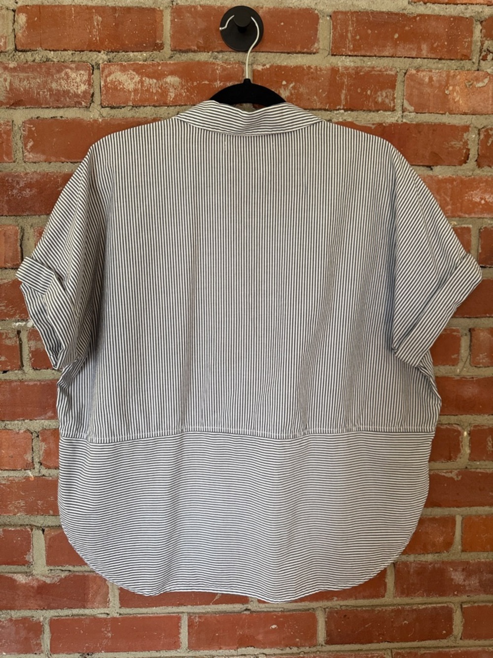 Calvin Klein women’s Striped Short Sleeve Button Shirt - Picture 5 of 7